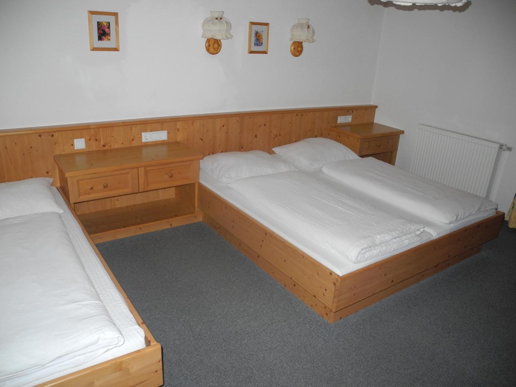 Honsnhof Appartement Tux Buitenkant foto