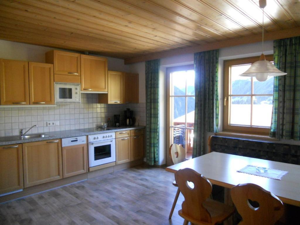 Honsnhof Appartement Tux Buitenkant foto
